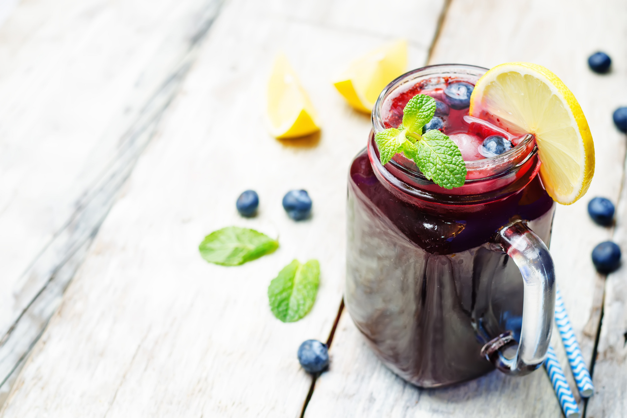 Limonade d'été au sureau